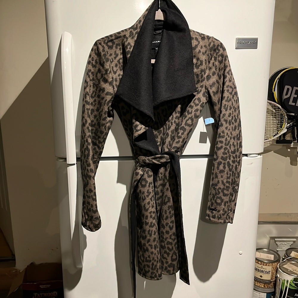 Tahari animal print wool blend sweater/coat